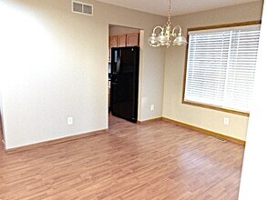 518 Constitution Dr SW in Poplar Grove, IL - Building Photo - Building Photo