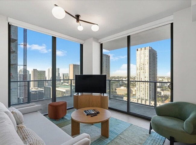 11 NE 6th St, Unit SI ID1376602P in Miami, FL - Building Photo - Building Photo