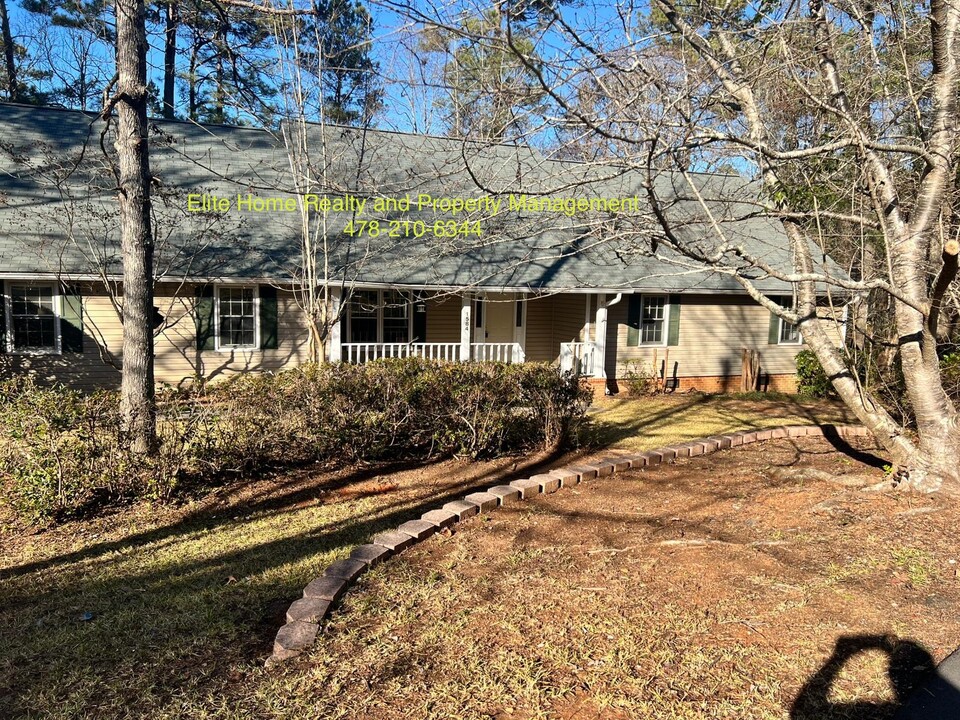 1584 Tudor Ct in Macon, GA - Building Photo