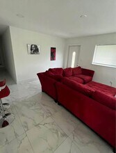 372 NW 4th Ct in Deerfield Beach, FL - Building Photo - Building Photo