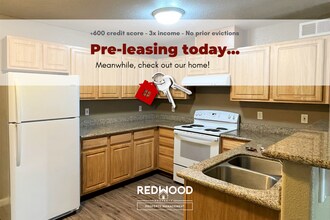 2727 Monte Diablo Ave, Stockton in Stockton, CA - Building Photo - Interior Photo