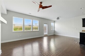 5447 Cascade Run in Atlanta, GA - Building Photo - Building Photo