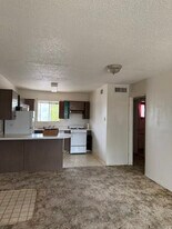 2601 N Kentucky Ave, Unit 5 in Roswell, NM - Building Photo