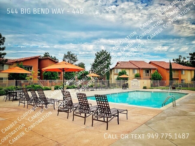 544 Big Bend Way in Oceanside, CA - Building Photo - Building Photo