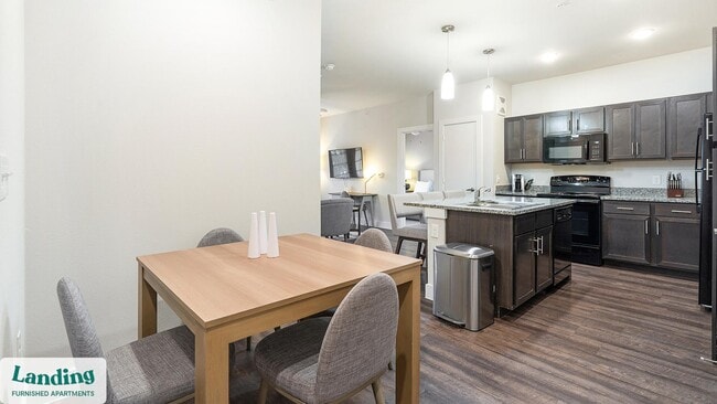 14006 Potranco Rd in San Antonio, TX - Building Photo - Building Photo