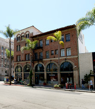 The Broadlind in Long Beach, CA - Building Photo - Building Photo