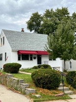 2116 S 49th Ave in Omaha, NE - Building Photo