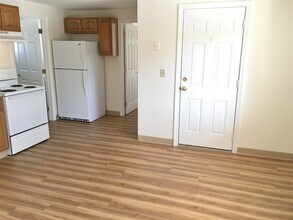 82 3rd St in Manchester, NH - Building Photo - Building Photo