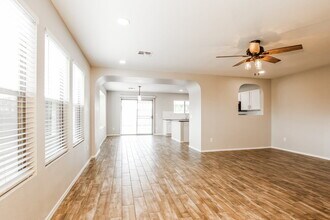 10609 W Via Del Sol in Peoria, AZ - Building Photo - Building Photo