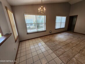 3510 Rain Forest Dr W in Jacksonville, FL - Building Photo - Building Photo