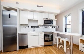 115 Mt Auburn St in Cambridge, MA - Building Photo - Building Photo