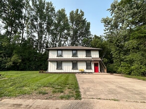 23 Cherry St, Unit 23 in Liberty, MO - Building Photo - Building Photo