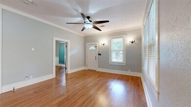 307 Brogdon St in Bryan, TX - Foto de edificio - Building Photo