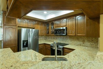 5875 Friars Rd in San Diego, CA - Building Photo - Building Photo