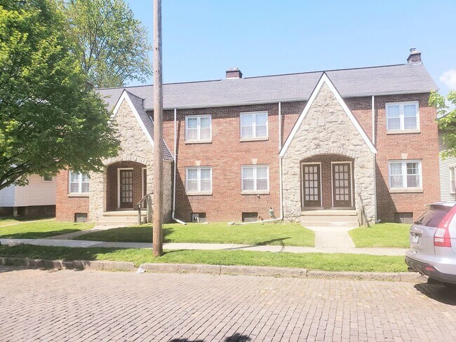 property at 230 W Pacemont Rd