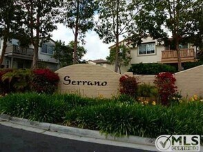 6049 Paseo Salinero in Carlsbad, CA - Building Photo - Building Photo