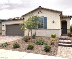 2771 Alta Vista St in Henderson, NV - Building Photo