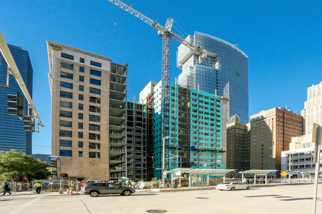 Provident Texaco Phase II in Houston, TX - Building Photo - Building Photo