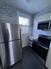557 Washington St in Ferndale, CA - Building Photo - Building Photo