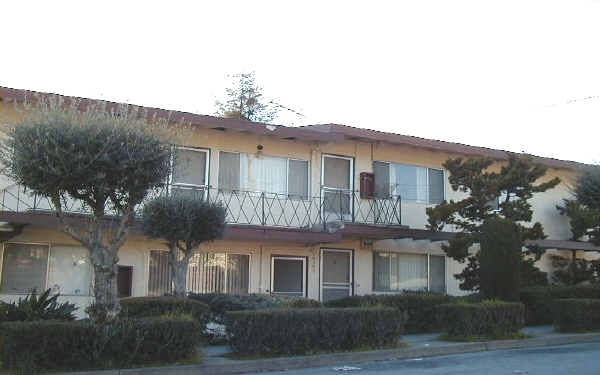 16305 Maubert Ave in San Leandro, CA - Building Photo - Building Photo