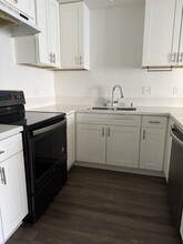 433 Autumn Dr in San Marcos, CA - Building Photo - Building Photo