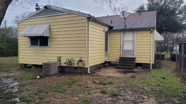 213 E Ratcliff St in Shreveport, LA - Building Photo - Building Photo