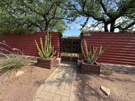 3039 E Hawthorne St in Tucson, AZ - Building Photo