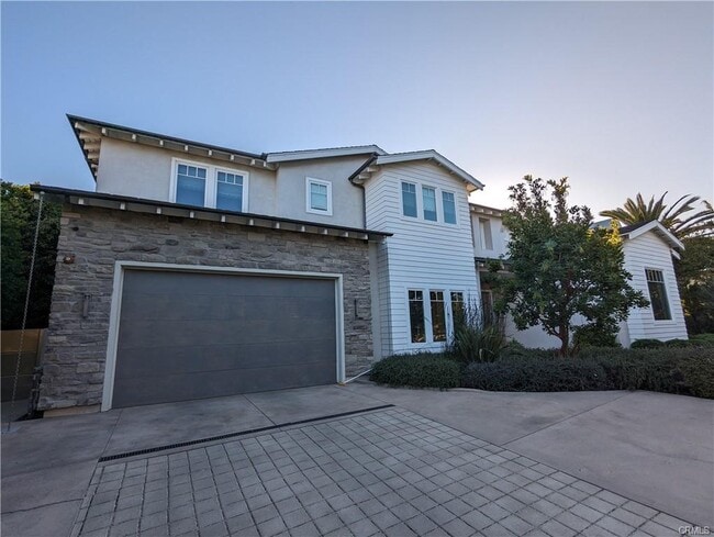 17950 Rancho St in Encino, CA - Building Photo - Building Photo