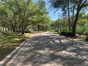 2516 SE Anchorage Cove in Port St. Lucie, FL - Building Photo - Building Photo