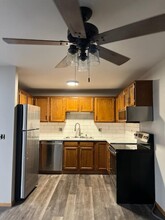 W2649 Barney Ct, Unit 1 in Appleton, WI - Foto de edificio - Building Photo