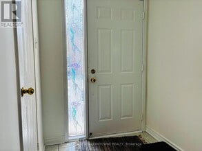 1240 Westview Terrace in Oakville, ON - Building Photo - Building Photo