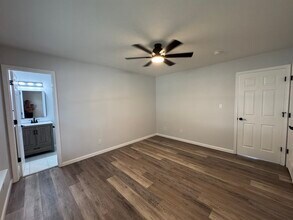 357 Pine Ave in Newport News, VA - Building Photo - Building Photo