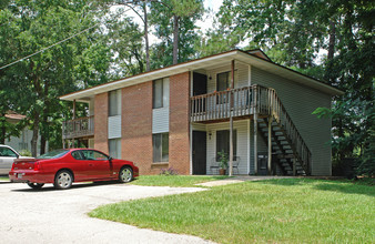 1420-1434 Fisher Ln in Tallahassee, FL - Building Photo - Building Photo