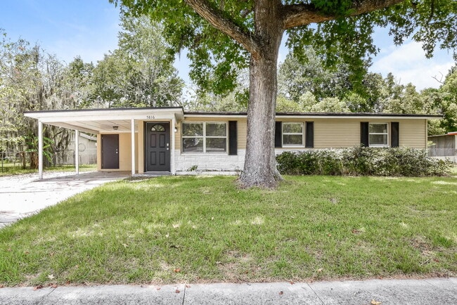 property at 5816 Sonora Dr W