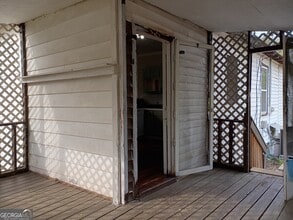 211 Arnco 6th St in Newnan, GA - Building Photo - Building Photo