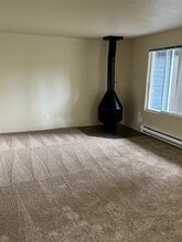 Woodview Apartments in Seattle, WA - Foto de edificio - Building Photo