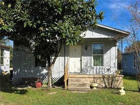 404 Havens St in Mobile, AL - Building Photo