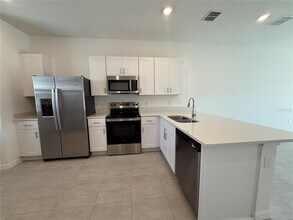 3009 Skyline Lp in Kissimmee, FL - Building Photo - Building Photo
