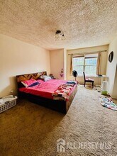 64 Colleen Ct in Kendall Park, NJ - Building Photo - Building Photo