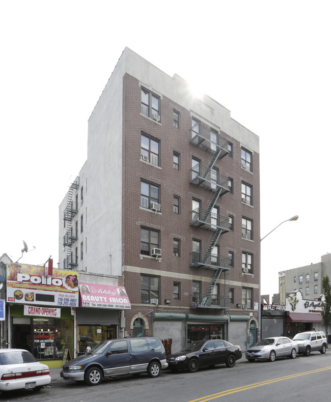 1406 Ogden Ave in Bronx, NY - Building Photo - Building Photo