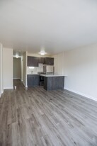 5841 N Winthrop Ave in Chicago, IL - Building Photo