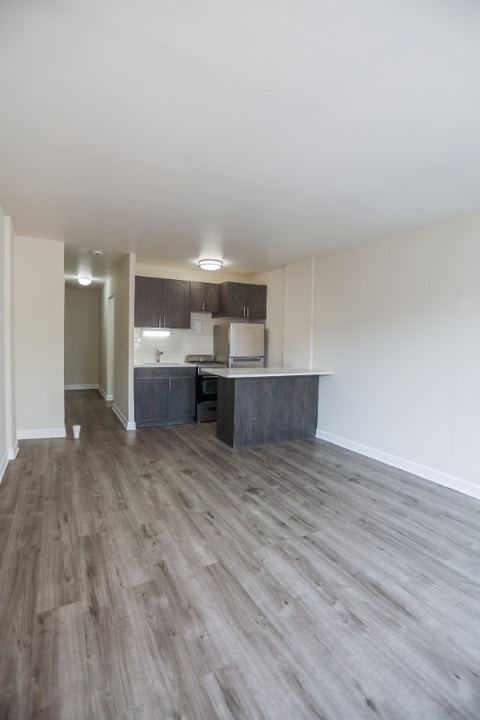 5841 N Winthrop Ave in Chicago, IL - Foto de edificio