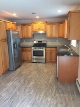 47 Coles St in Glen Cove, NY - Building Photo - Building Photo