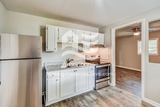 232 Meadowdale Ave in Birmingham, AL - Building Photo - Building Photo