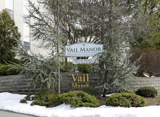 Vail Manor 55+