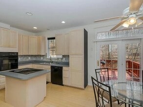 9330 Owings Choice Ct in Owings Mills, MD - Building Photo - Building Photo
