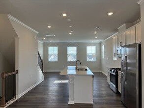 166 Zealand Ct in Raleigh, NC - Building Photo - Building Photo