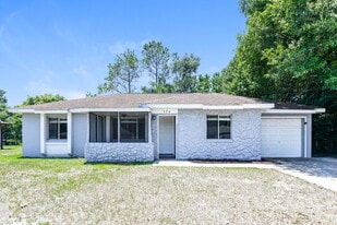 724 Iowa Woods Cir E in Orlando, FL - Building Photo
