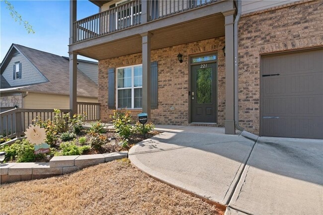 221 Orchard Trail in Canton, GA - Building Photo - Building Photo