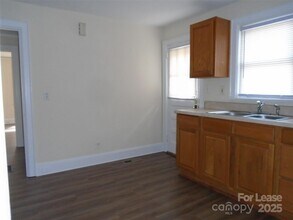 1606 Richland Dr in Charlotte, NC - Building Photo - Building Photo